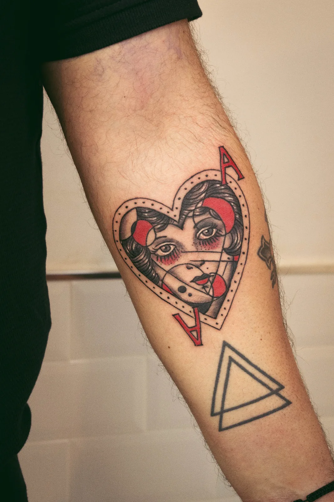 Tatuaje geométrico · Qbos Body Art