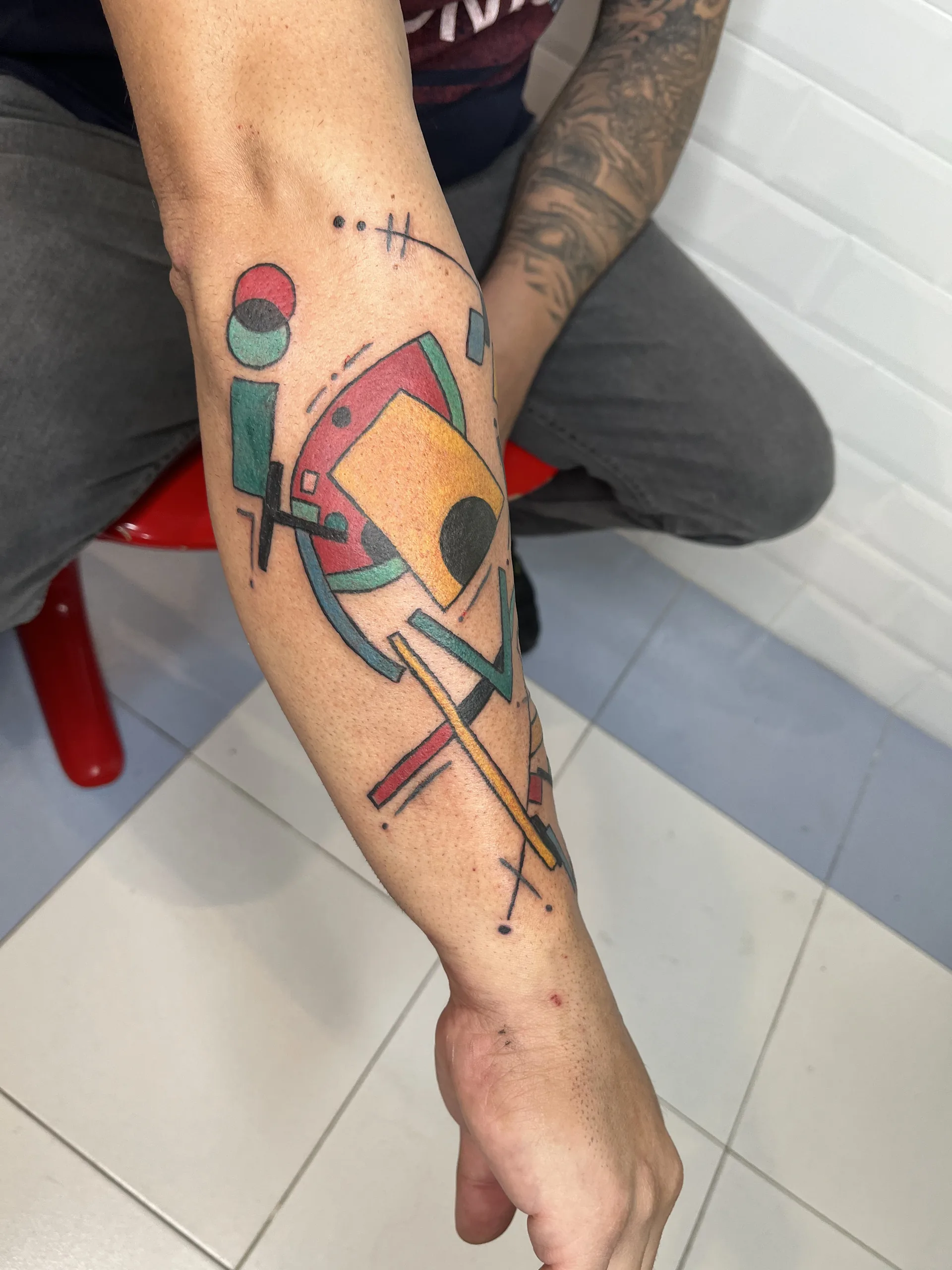 Tatuaje geométrico · Qbos Body Art